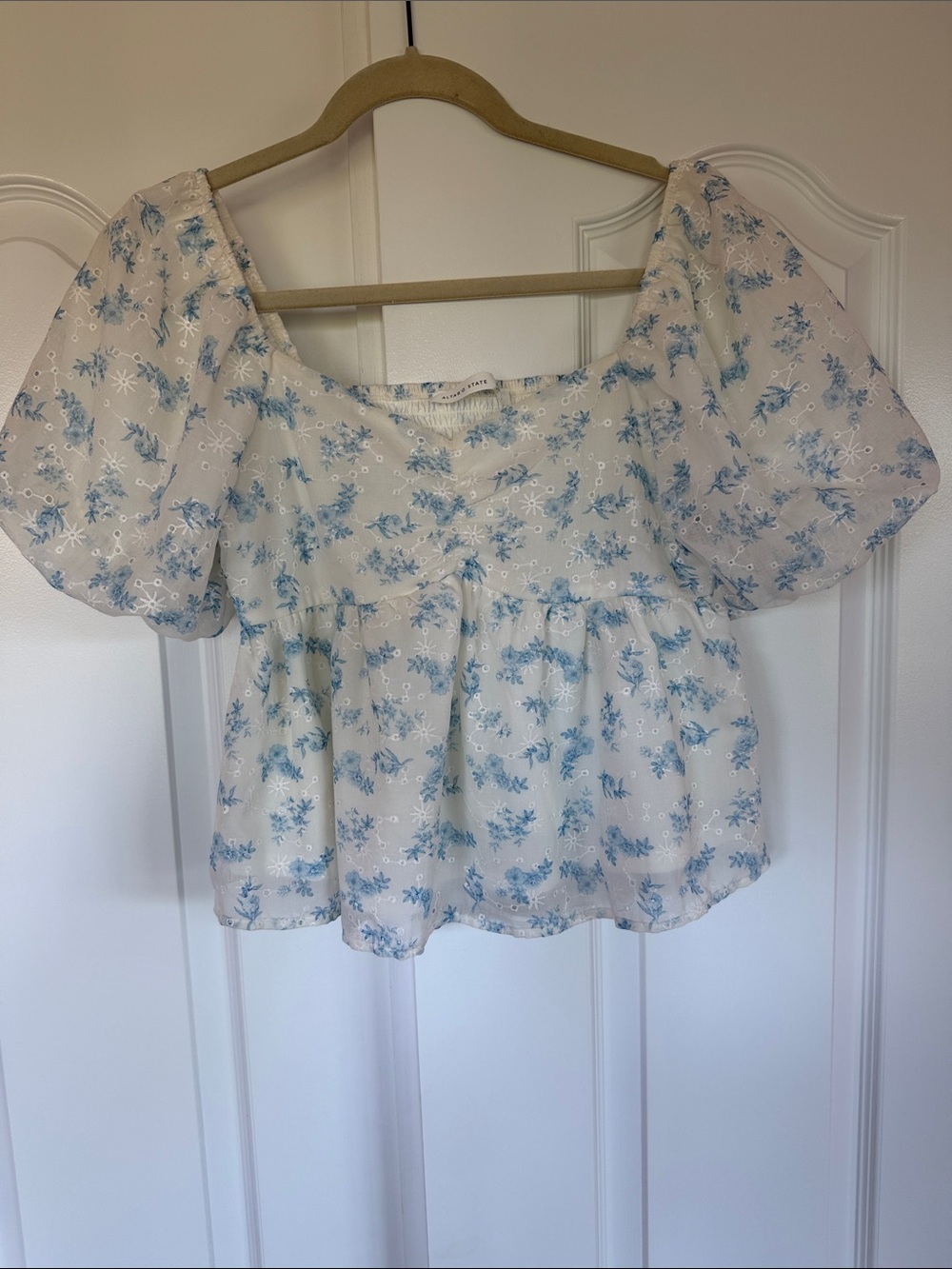 Altar'd State White Top with Light Blue Floral Puff Sleeves